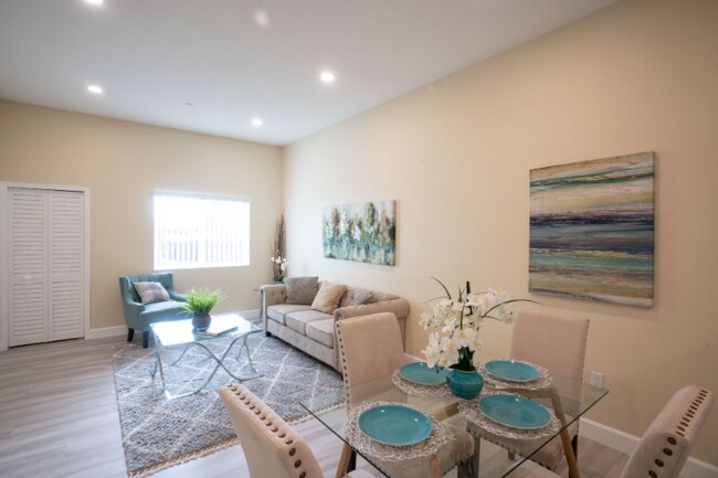 Foto del edificio - 2291 Dunlop St