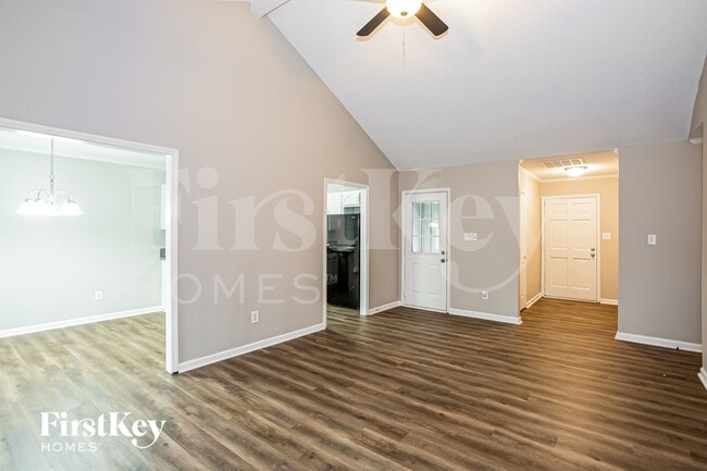 Foto del edificio - 8409 Sills Ct