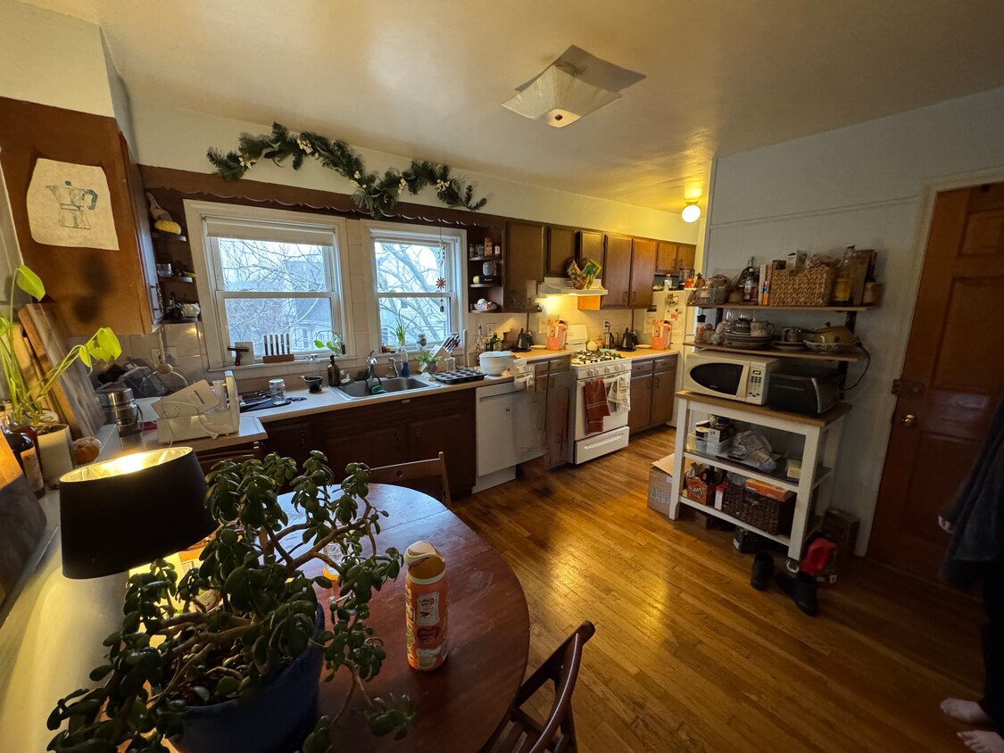 Foto principal - 21 Sartwell Ave