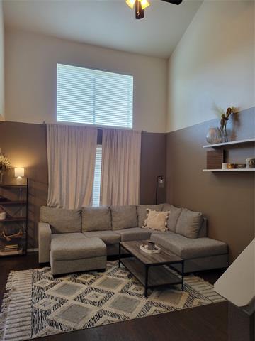 Foto del edificio - 7013 Van Gogh Dr