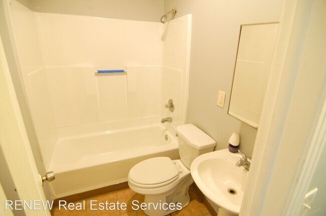 Foto del edificio - 3 br, 1 bath House - 1801 Jones Ave