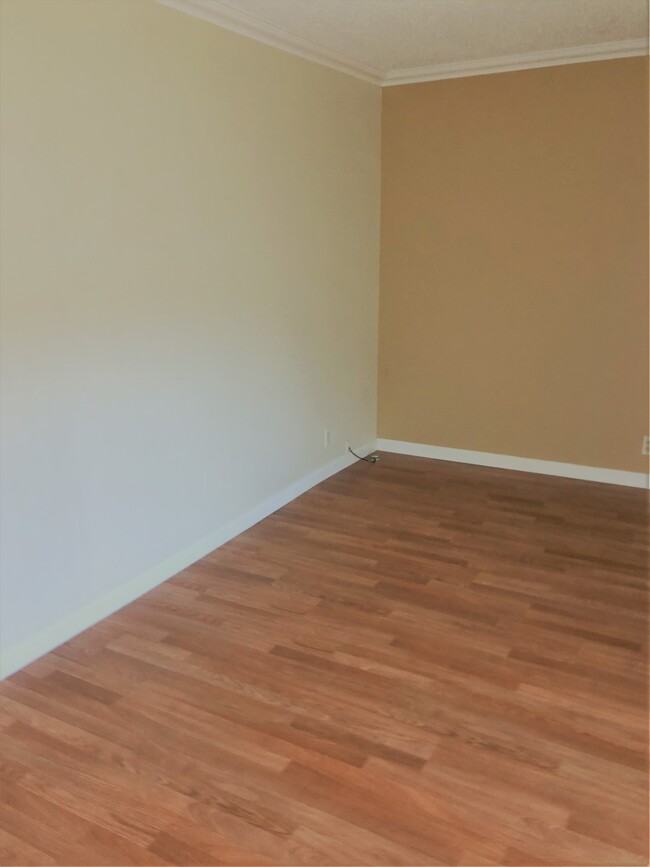 Building Photo - 1766 Gilda Way