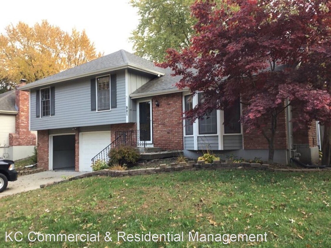 Foto principal - 3 br, 2 bath House - 921 NE 108th Terrace