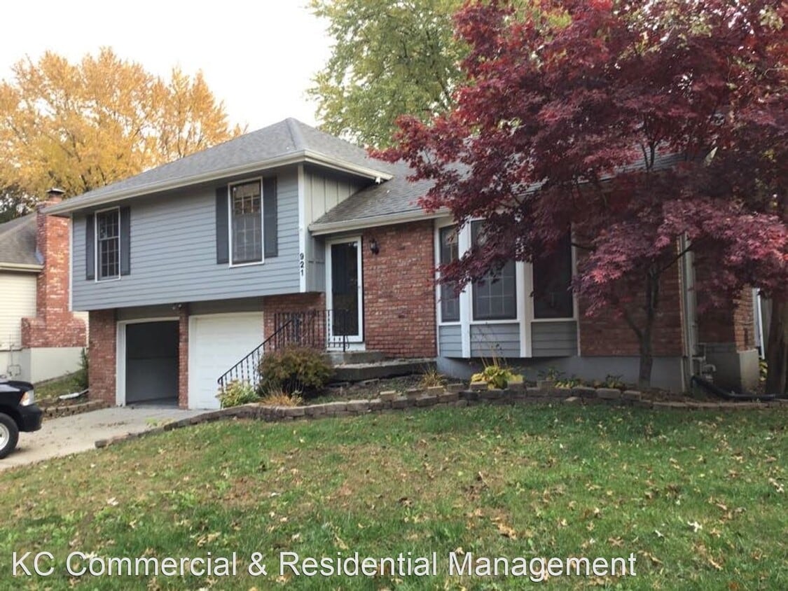 Primary Photo - 3 br, 2 bath House - 921 NE 108th Terrace