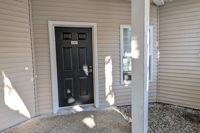 Foto del edificio - Bothell / Woodinville 1 Bedroom Ground Flo...