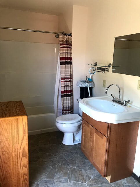 Foto del edificio - HAINES AK WILLARD ST APARTMENTS