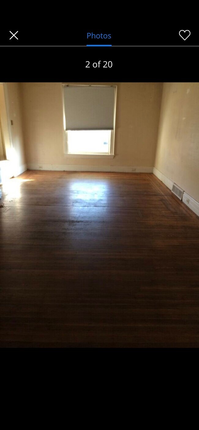 Foto del edificio - 384 Breckenridge St