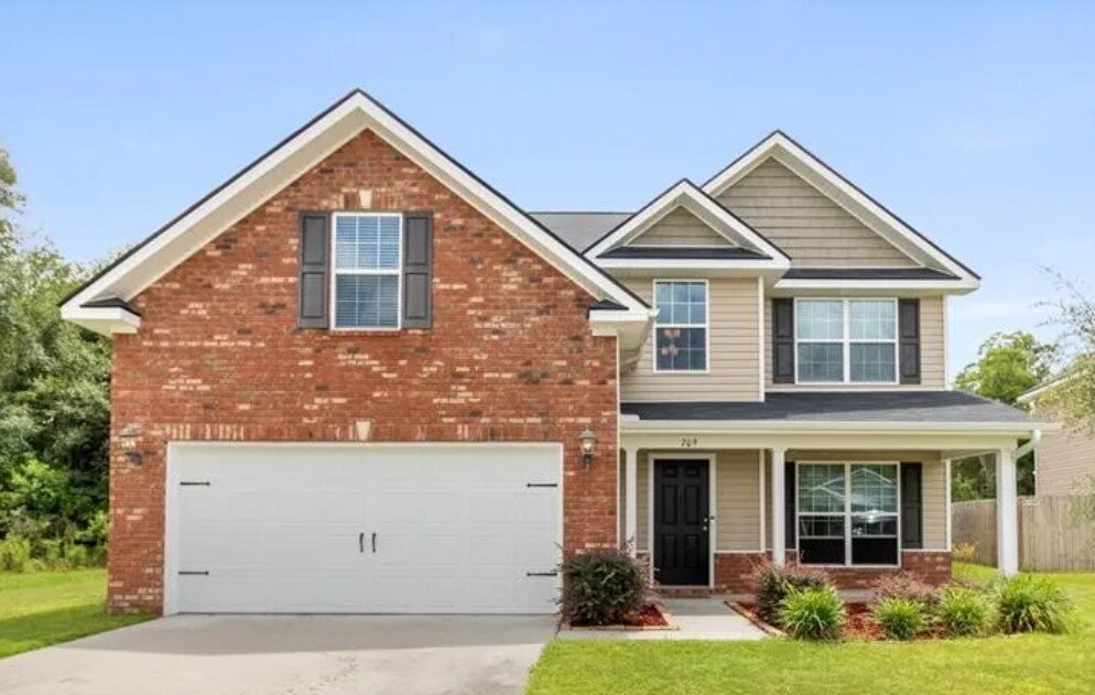 Foto principal - 709 Highgrove Ct