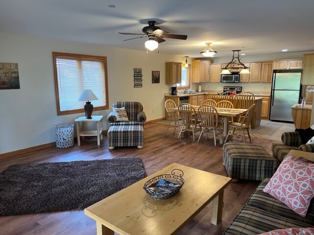 Foto principal - 1828 Parkland Dr