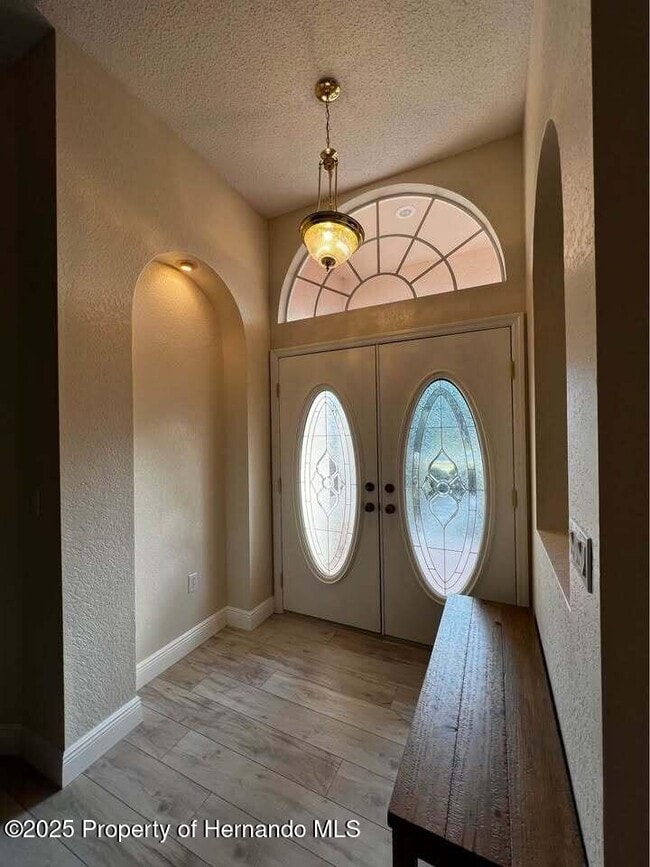 Building Photo - 9448 Tooke Shore Dr