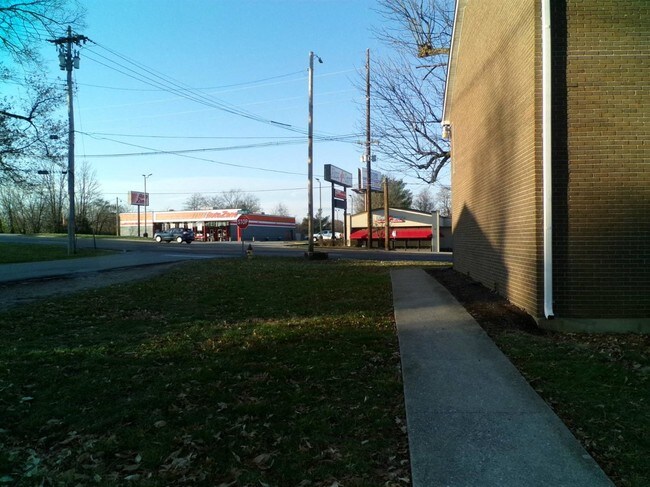 Building Photo - 110 Ringo Ave