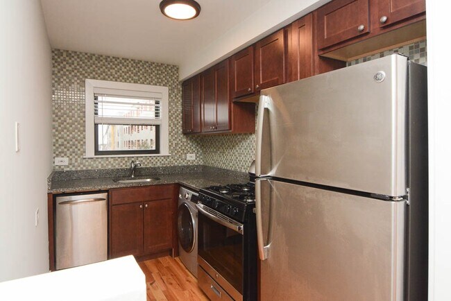 Foto del edificio - 701 Elm Pl