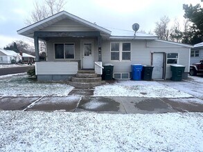 Building Photo - 1257 E Fremont St