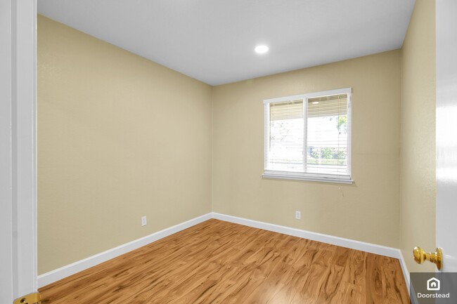 Building Photo - 6996 Amador Valley Blvd