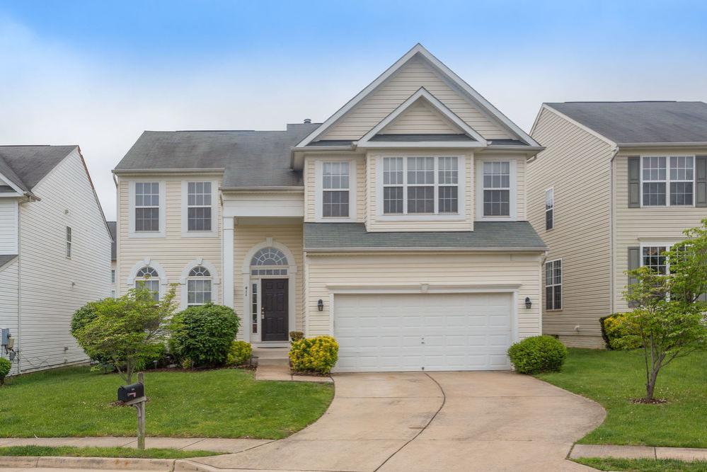 Photo - 411 Hanrahan Court Southeast - 411 Hanrahan Ct, Leesburg, VA 20175