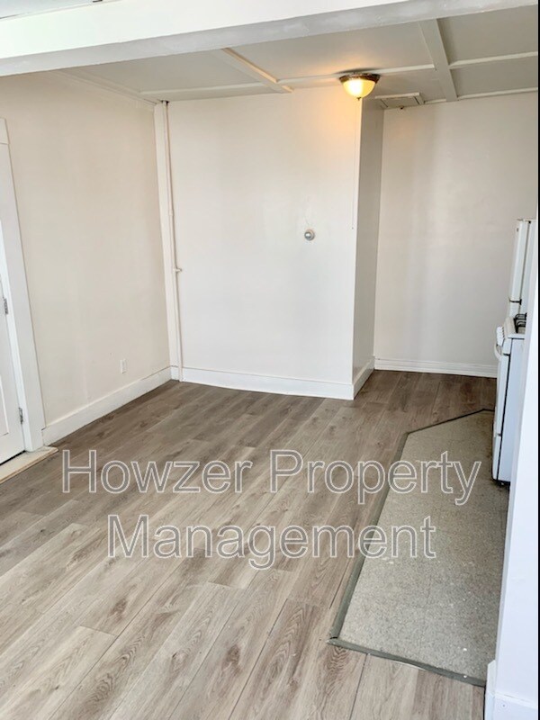 6 S Water St Unit Apt C, Onset, MA 02558 Condo for Rent in Onset, MA