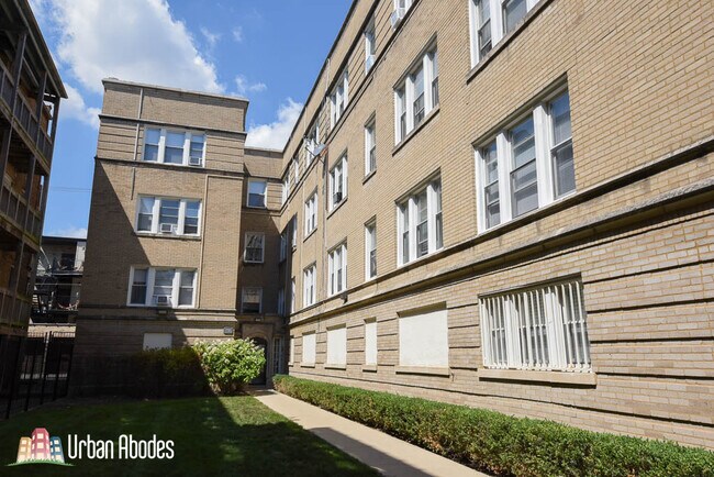 Foto del edificio - 7738 N Ashland Ave