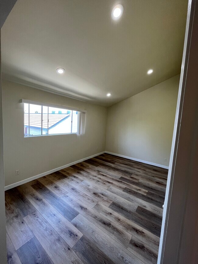 Dormitorio principal - 550 W Lambert Rd