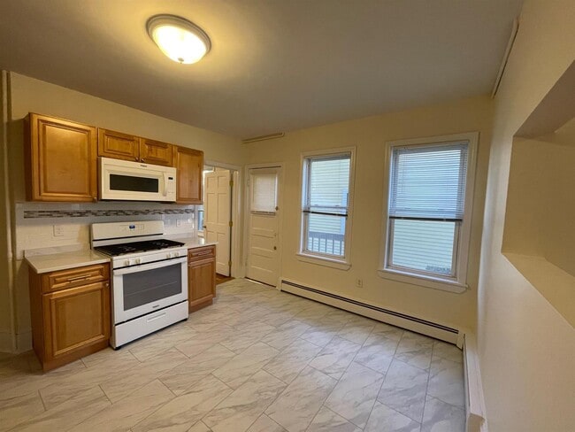 Foto del edificio - 40 Linden Ave