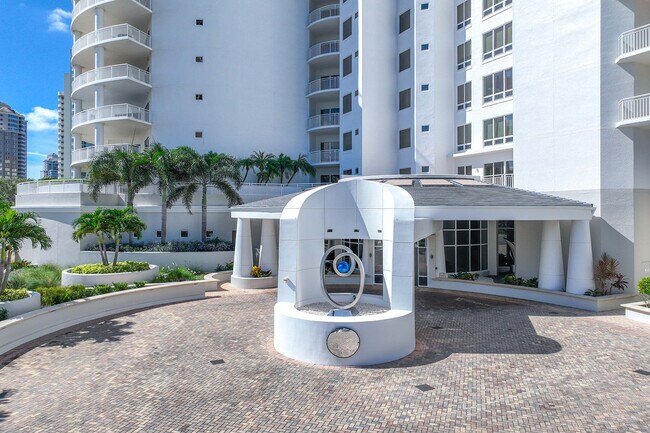 Foto del edificio - 4931 Bonita Bay Blvd