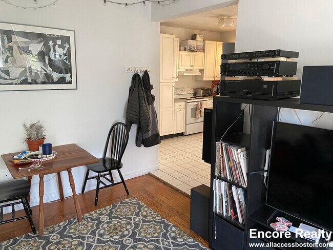 Foto del edificio - 26 Haskell St