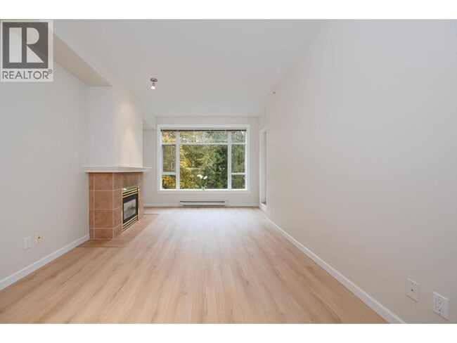 Building Photo - 3600 Windcrest Dr