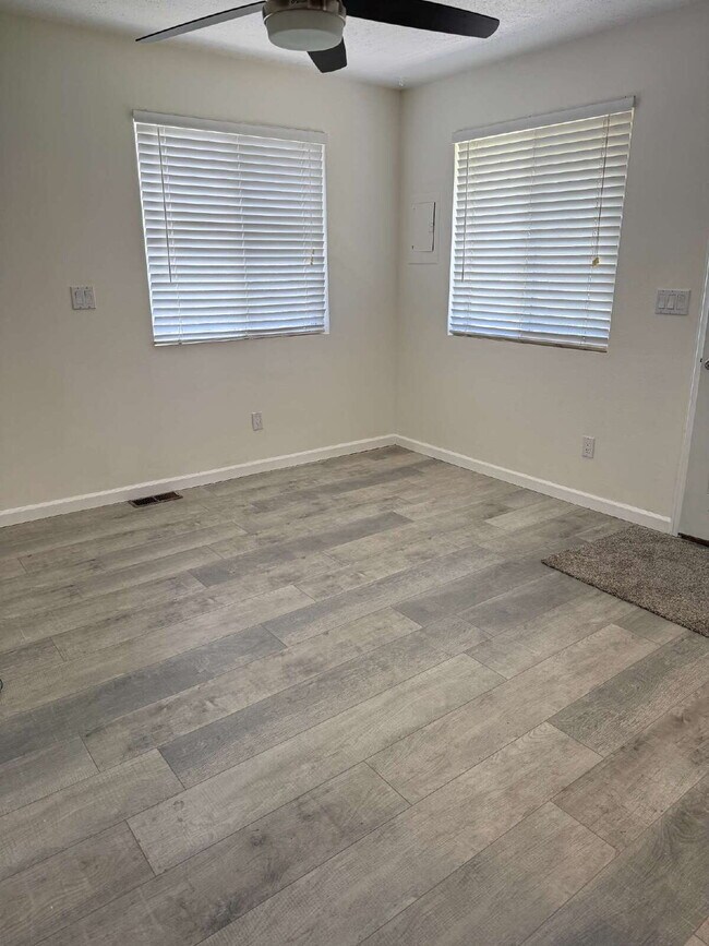 Building Photo - "Charming 3-Bed Home with in Northglenn!"