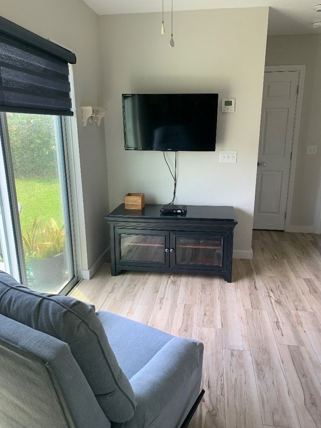 Building Photo - 4811 Highridge Ct
