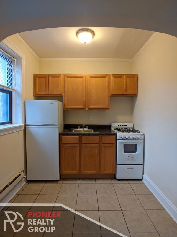Foto del edificio - 4546 N Damen Ave