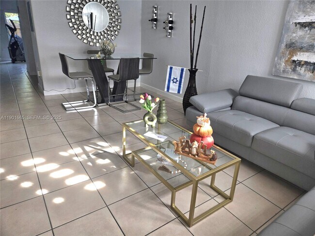 Foto del edificio - 2731 SE 17th Ave