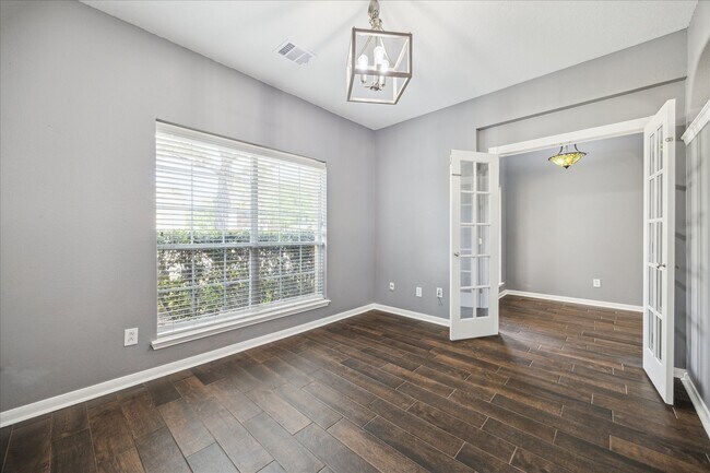 Building Photo - 20910 Sandy Briar Ct