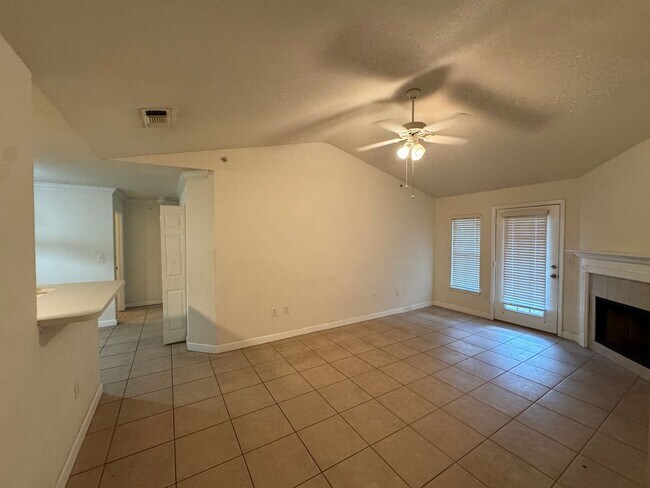Photo - nice and quiet condo in desirable New Tamp...