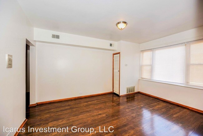 Building Photo - 3147 W 64th St