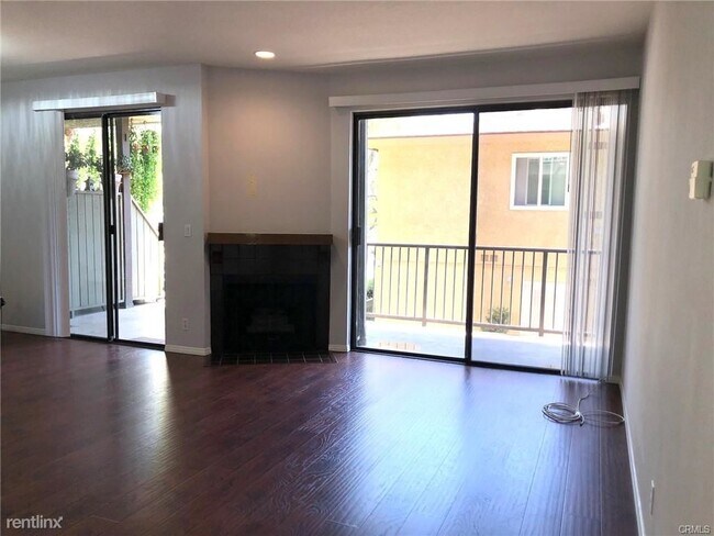 Building Photo - 3 br, 2 bath Condo - 330 Cordova St Unit 164