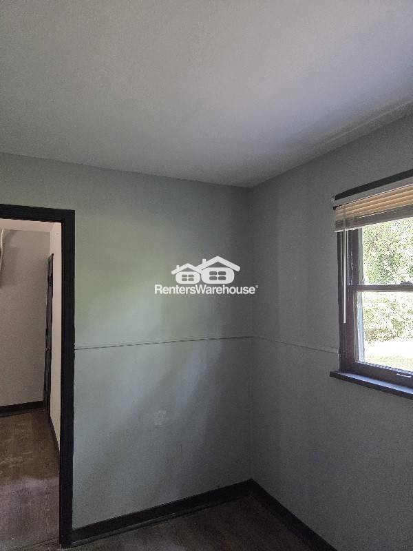 Foto del edificio - 9732 Vickie Pl