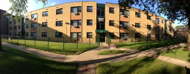 Building Photo - 1120 E 82nd St