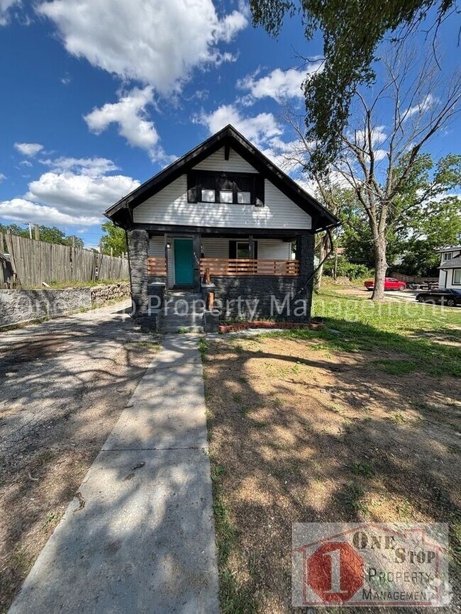 Building Photo - 4509 Prospect Ave