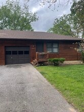 Building Photo - 403-405-405 S 8th Ave