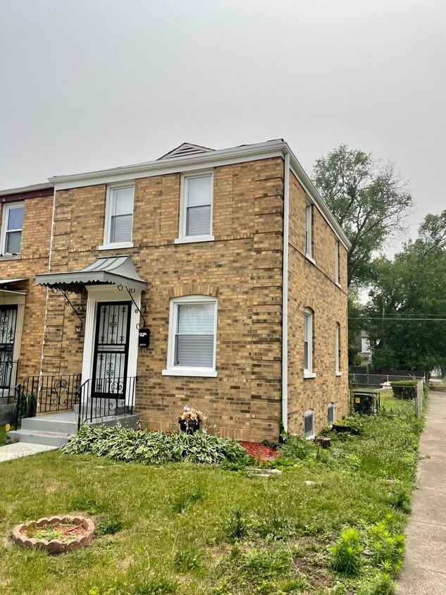 Primary Photo - Available Now. Newly Rehabbed 3 bed 1.5 ba...