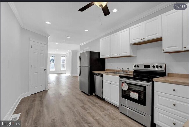 Foto del edificio - 1520 Holbrook St