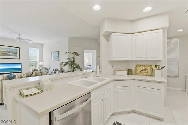 Foto del edificio - 17020 Willowcrest Way