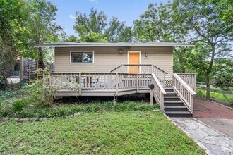 Building Photo - 2116 Glendale Pl