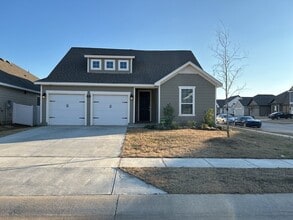 Building Photo - 8978 Fair Oaks Dr