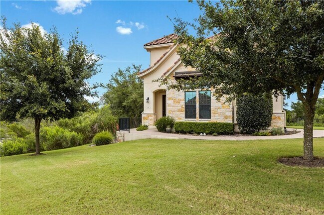 Building Photo - 2210 University Club Dr