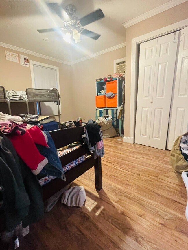 Foto del edificio - 1450 Park Ave