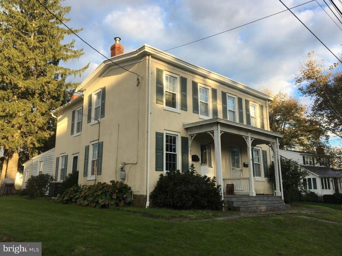 Primary Photo - 509 S State St