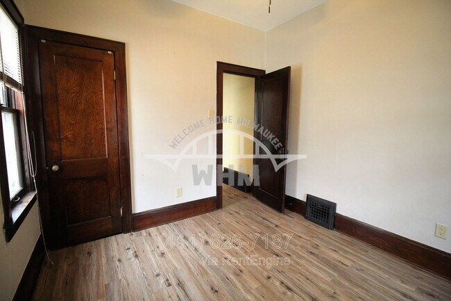 Foto del edificio - 1514 S 87th St