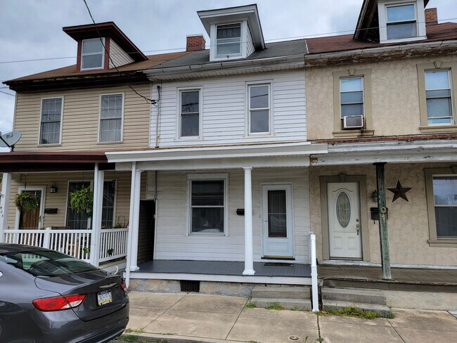 Foto del edificio - 403 Spruce St
