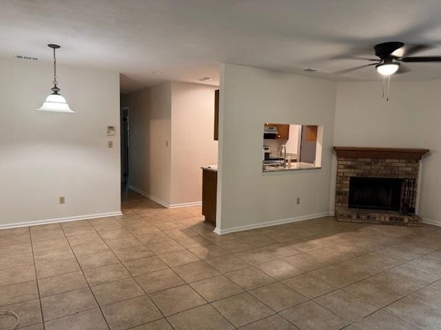 Foto del edificio - 3022 Rain Valley Cir