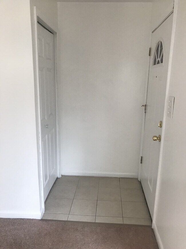 Foto del edificio - 28367 Waverly St